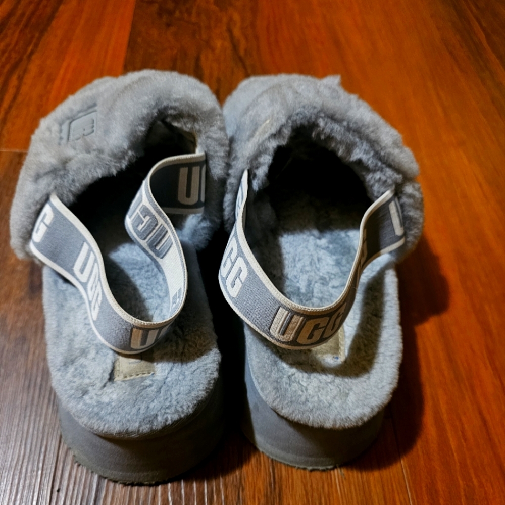 Ugg Fluff Yeah Gray Platform Sandals - image 4